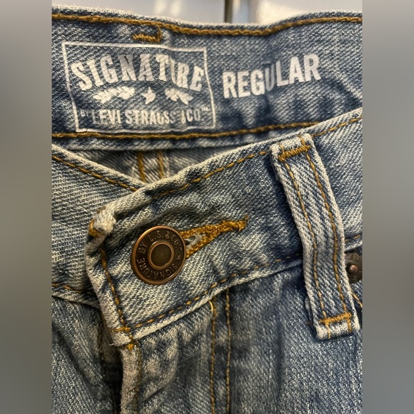 levi signature boot cut jeans - Picture 2 of 4